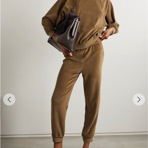 Suzie Kondi Tinos Slim Velour Jogger